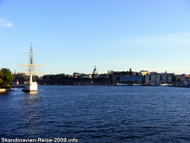 AF Chapman im Hafen von Stockholm am Abend