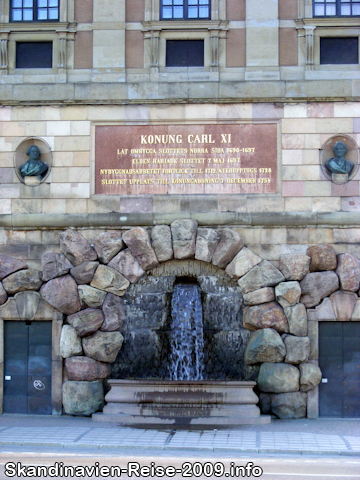 Brunnen am Palast