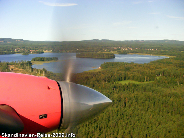 Landeanflug auf den Flughafen von Mora