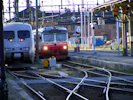 Inlandsbahn fährt an einer SJ X2000 vorbei