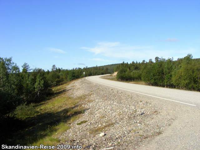 Straße in Richtung Inari